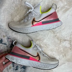 NIKE INFINITY EPIC REACT